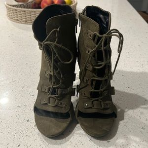 Olive green heels.